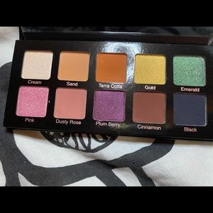 Violet Voss Eye Shadow Palette